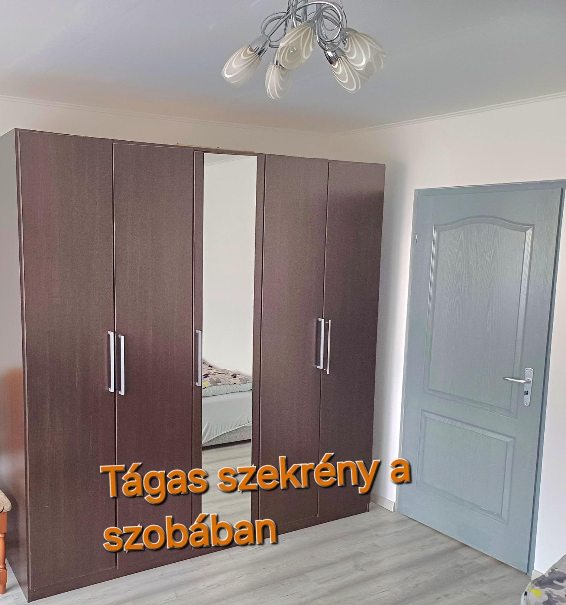 Kiss-Szollosi Vendeghaz Debrecen Exterior foto